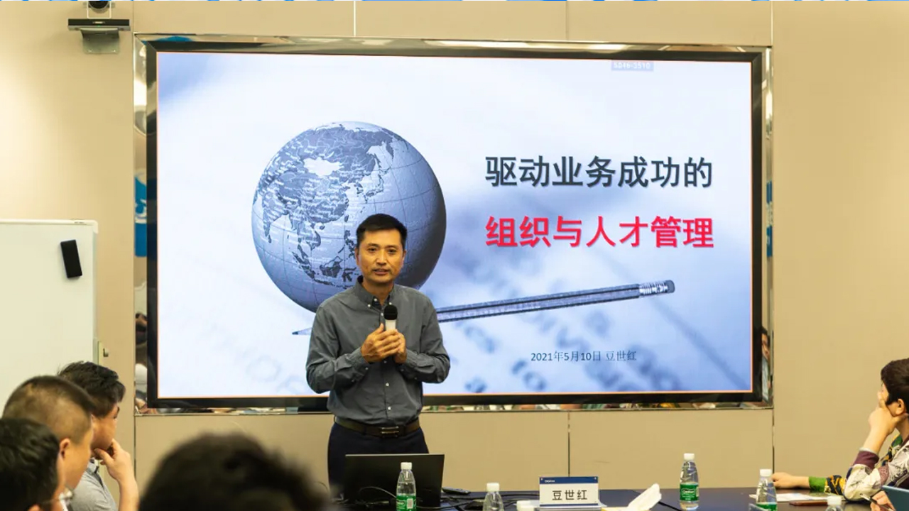 ɭ��������-׷�󿵽�,����һ������