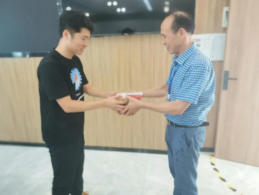 ɭ��������-׷�󿵽�,����һ������