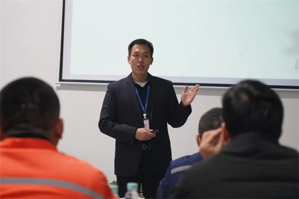 ɭ��������-׷�󿵽�,����һ������