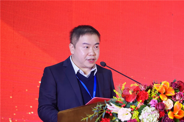 ɭ��������-׷�󿵽�,����һ������