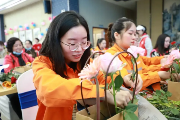 ɭ��������-׷�󿵽�,����һ������