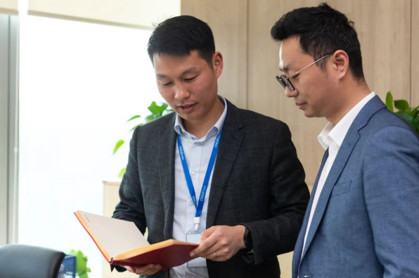 ɭ��������-׷�󿵽�,����һ������