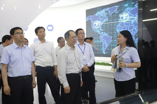 森林舞会官网-追求康健,你我一起生长