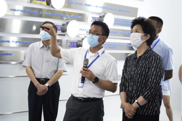 ɭ��������-׷�󿵽�,����һ������