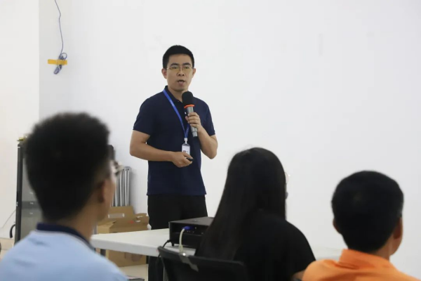 ɭ��������-׷�󿵽�,����һ������