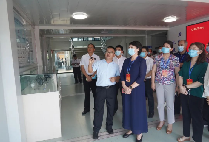 ɭ��������-׷�󿵽�,����һ������