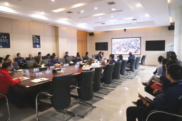 ɭ��������-׷�󿵽�,����һ������