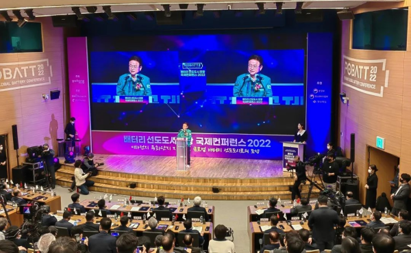 ɭ��������-׷�󿵽�,����һ������