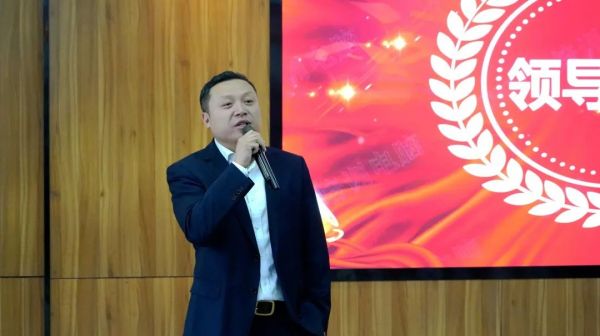 ɭ��������-׷�󿵽�,����һ������