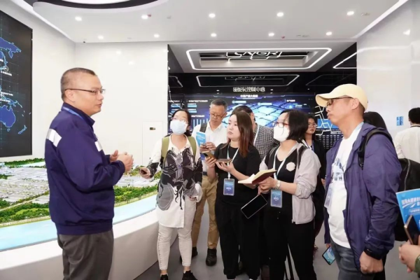 ɭ��������-׷�󿵽�,����һ������