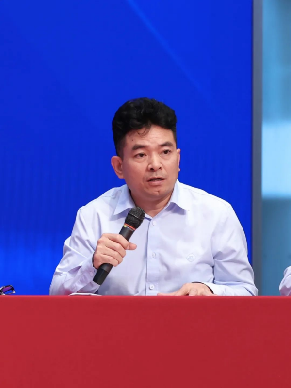 ɭ��������-׷�󿵽�,����һ������