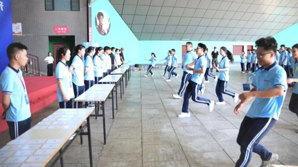 ɭ��������-׷�󿵽�,����һ������