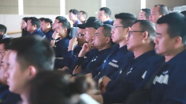 ɭ��������-׷�󿵽�,����һ������