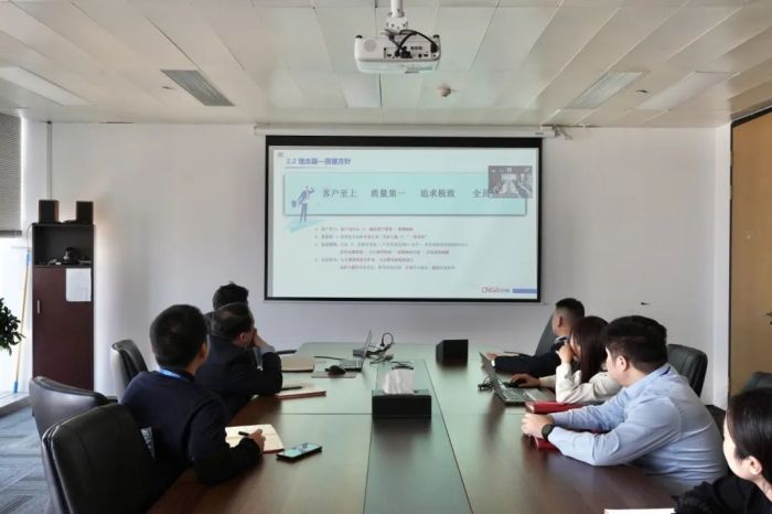 ɭ��������-׷�󿵽�,����һ������