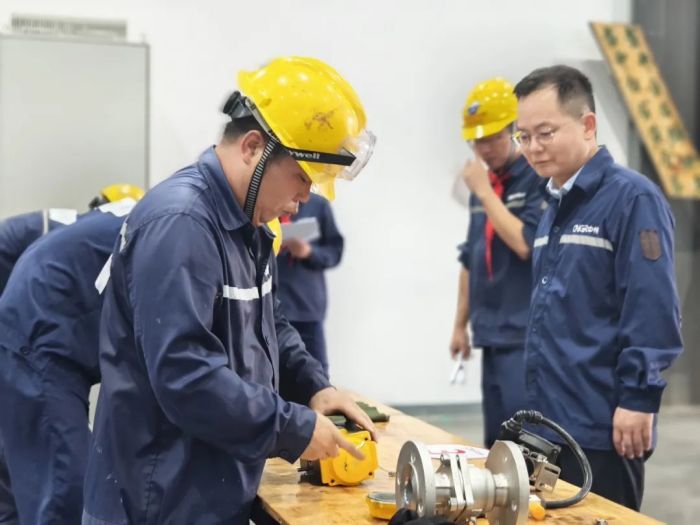 ɭ��������-׷�󿵽�,����һ������