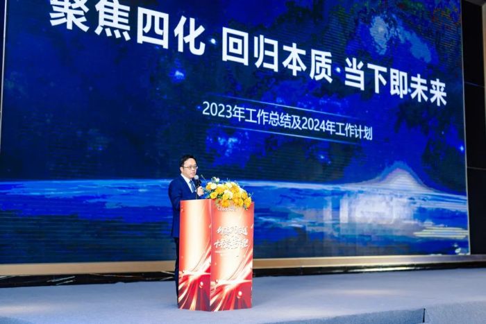 ɭ��������-׷�󿵽�,����һ������