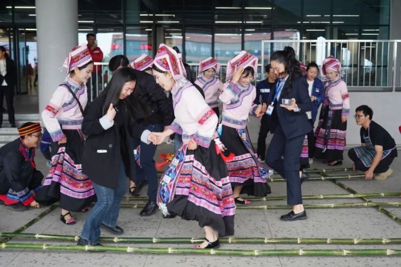 ɭ��������-׷�󿵽�,����һ������