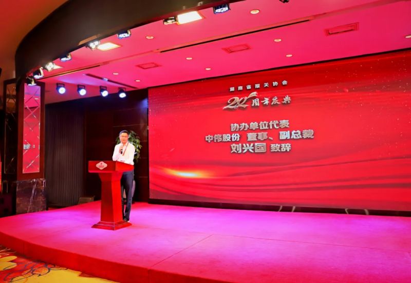 ɭ��������-׷�󿵽�,����һ������