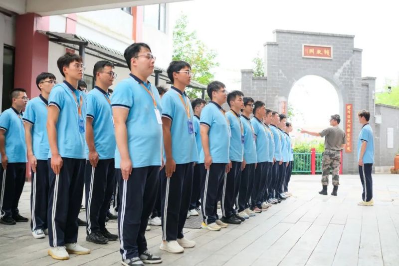 ɭ��������-׷�󿵽�,����һ������