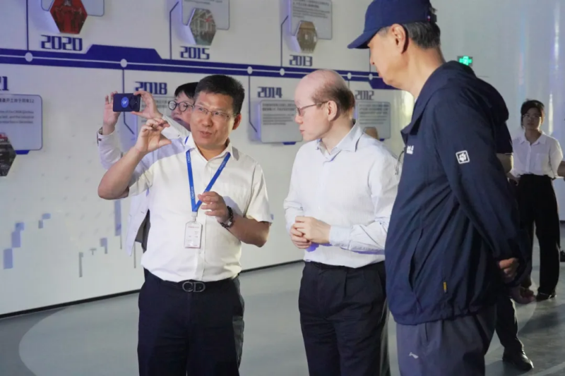 ɭ��������-׷�󿵽�,����һ������