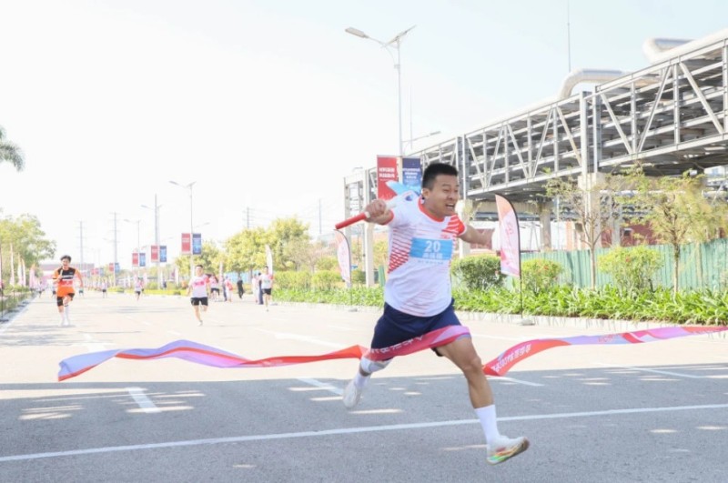 ɭ��������-׷�󿵽�,����һ������