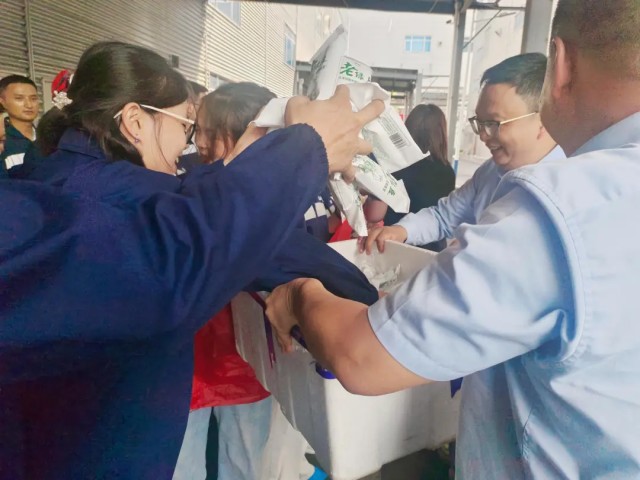 ɭ��������-׷�󿵽�,����һ������