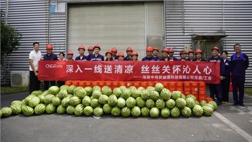 �������ľ�ע������|ɭ���������ɷ�����һ�߿�չ����������Ա����עϵ���˶�